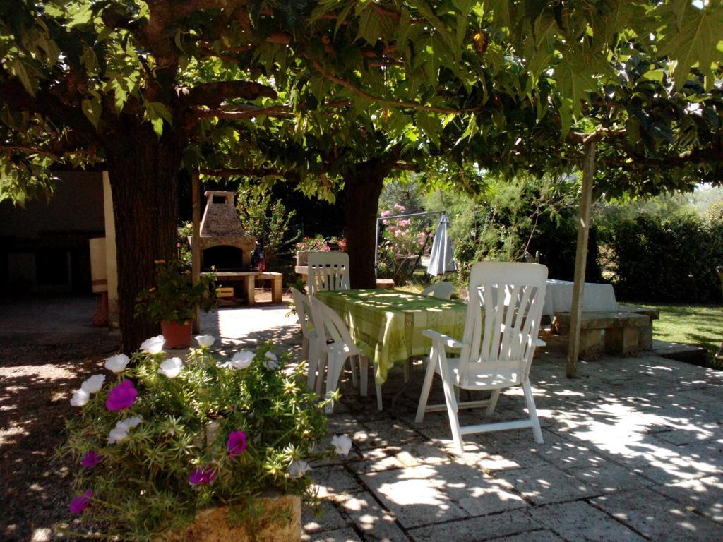 Mas Des Collines Bed and Breakfast Fontvieille Buitenkant foto